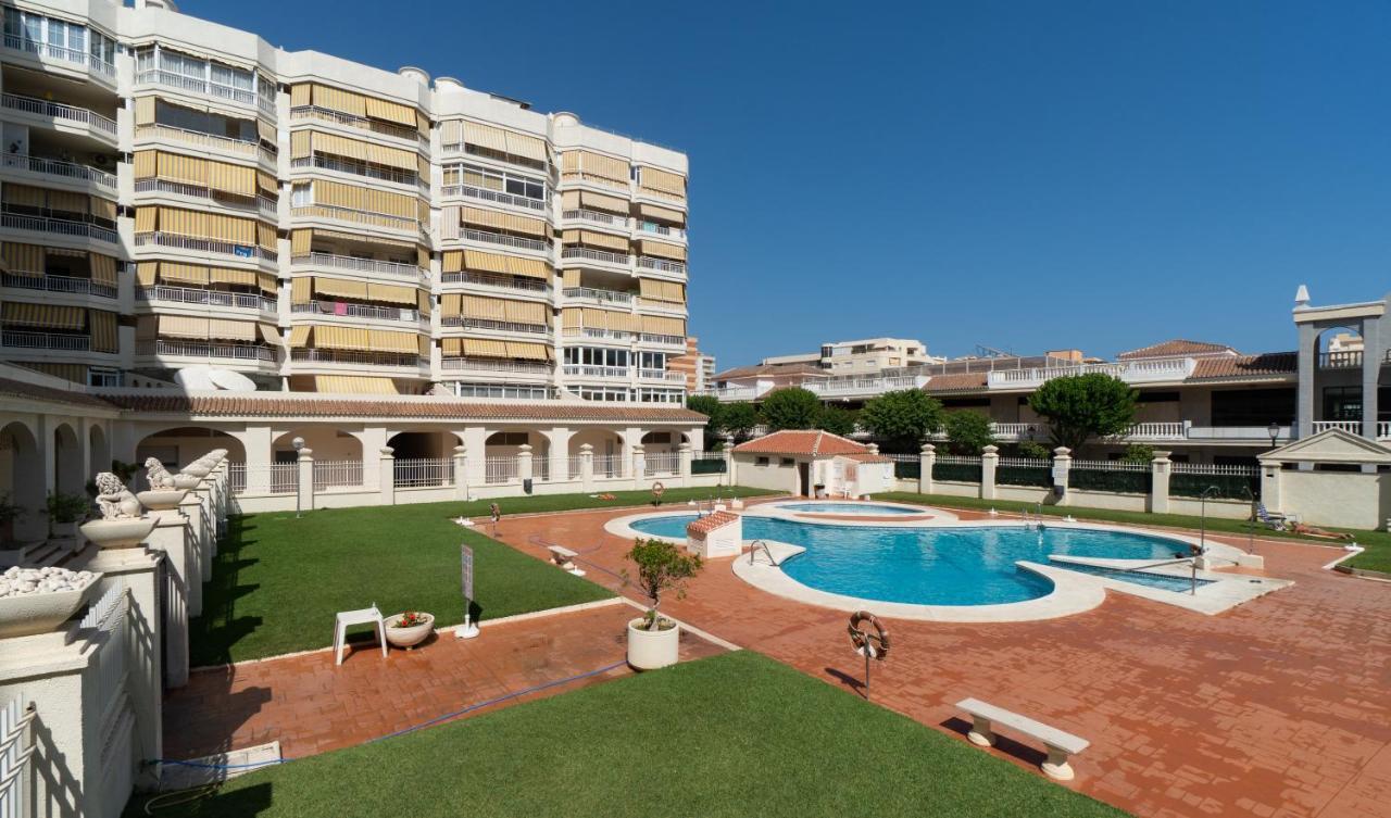 Sur Suites Detelina Фуeнхирола Екстериор снимка